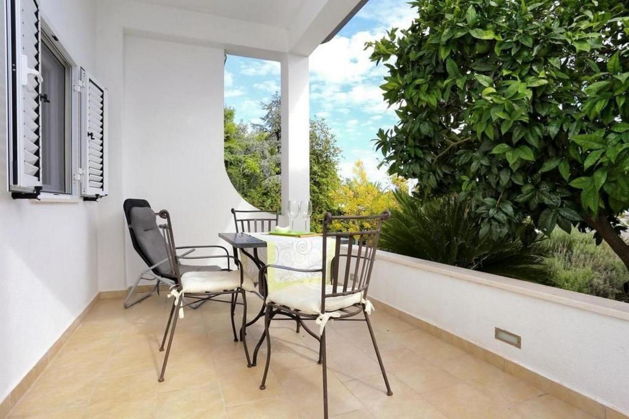 Apartments Frano Сегет-Враница Экстерьер фото