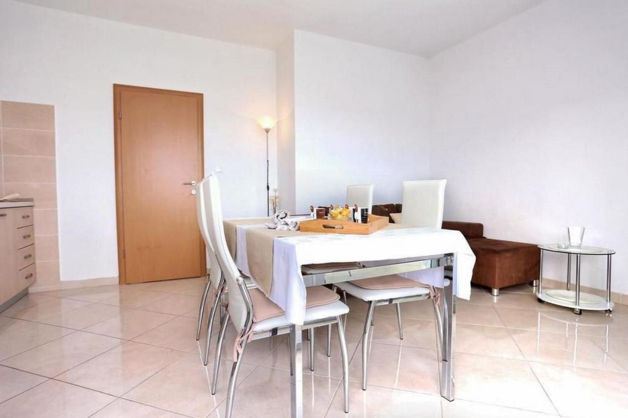 Apartments Frano Сегет-Враница Экстерьер фото