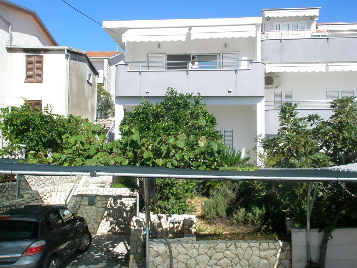 Apartments Frano Сегет-Враница Экстерьер фото